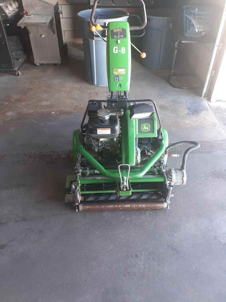 John Deere Walk Reel Mower