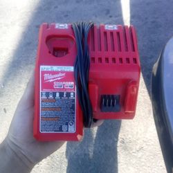 M12 M18 Rapid Charger Milwaukee 