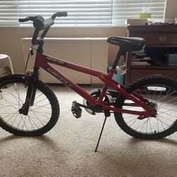 Igniter Moto-20 Red Bike – Barely Used, Great Condition