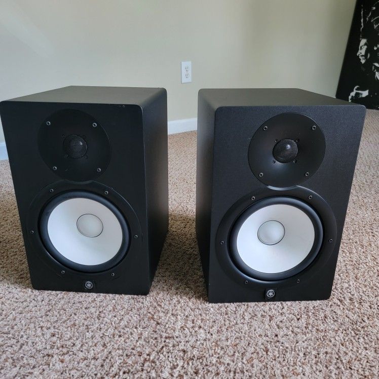 Yamaha Powered Speakers Studio