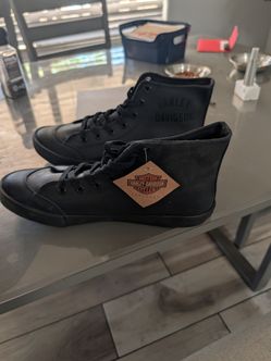 Harley Davidson brand shoes never worn