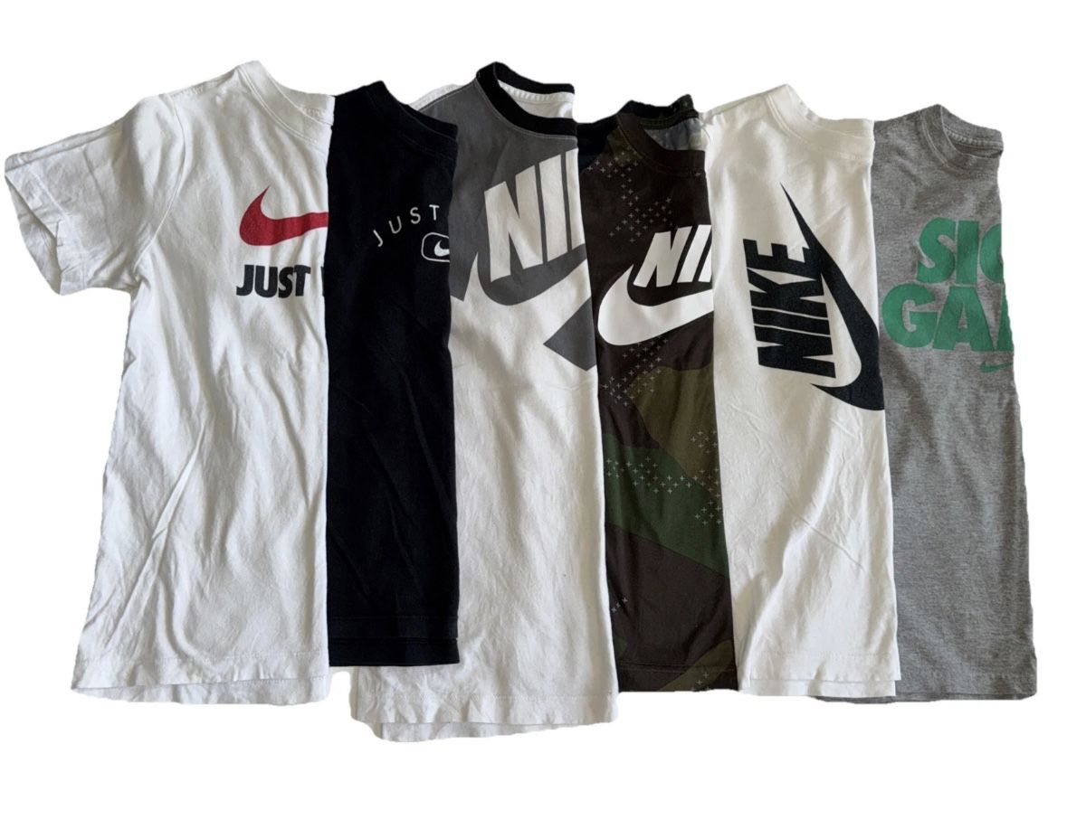 Nike Bundle (6)Short Sleeve Tee Shirts size Medium 8/10