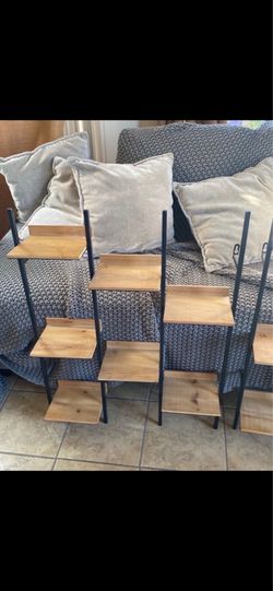 Hanging shelves