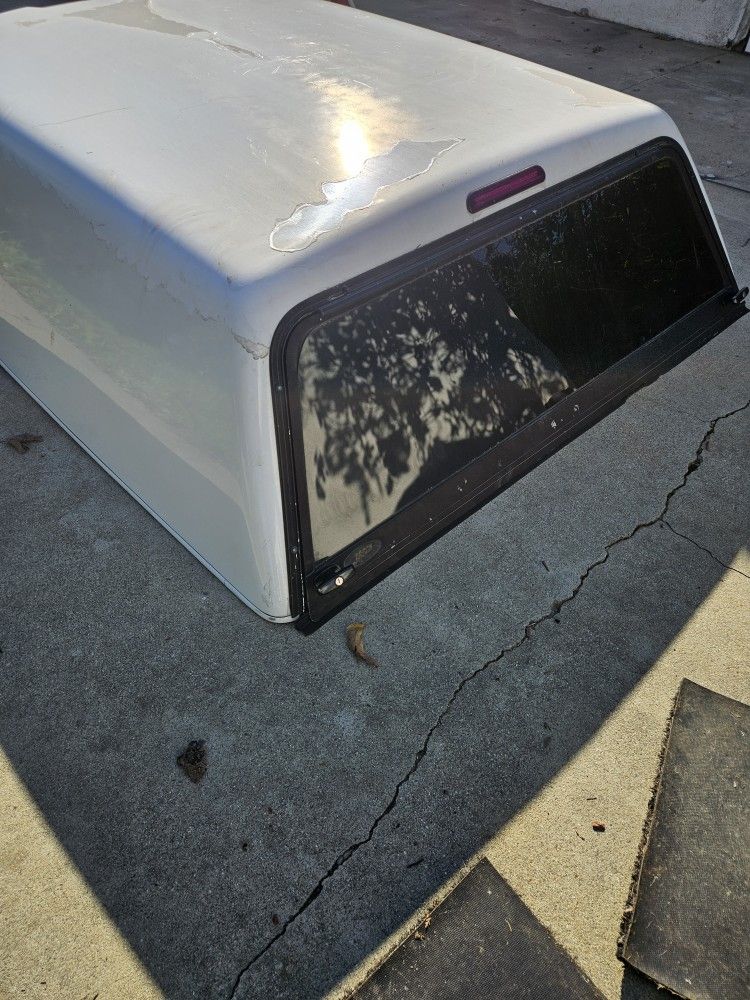 White Pick Up Bed Cap