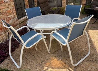 Telescope Casual Gardenella Five Piece Patio Dining Set