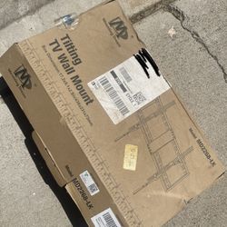 Tilting TV Mount 