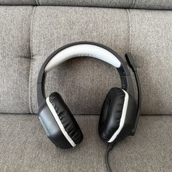 EKSA E1000 USB Gaming Headset for PC PS4 PS5/Headphone Noise Cancelling RGB Light