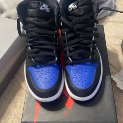 royal toe 1s worn once size 8.5