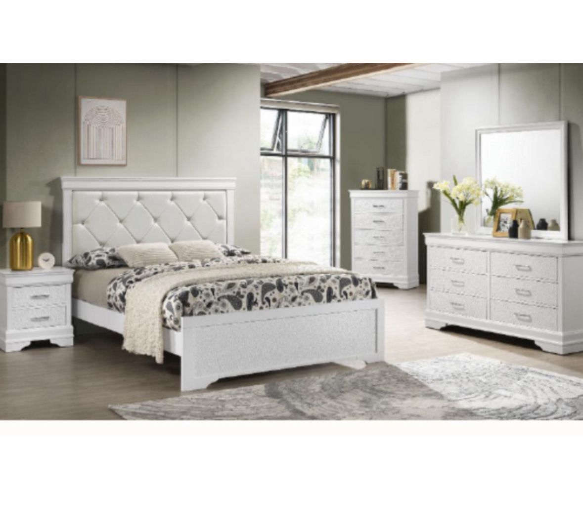 4- Pc Bedroom set Dresser,Mirror Nightstand (1) Queen size bed frame Not including Mattress and Box Sp
