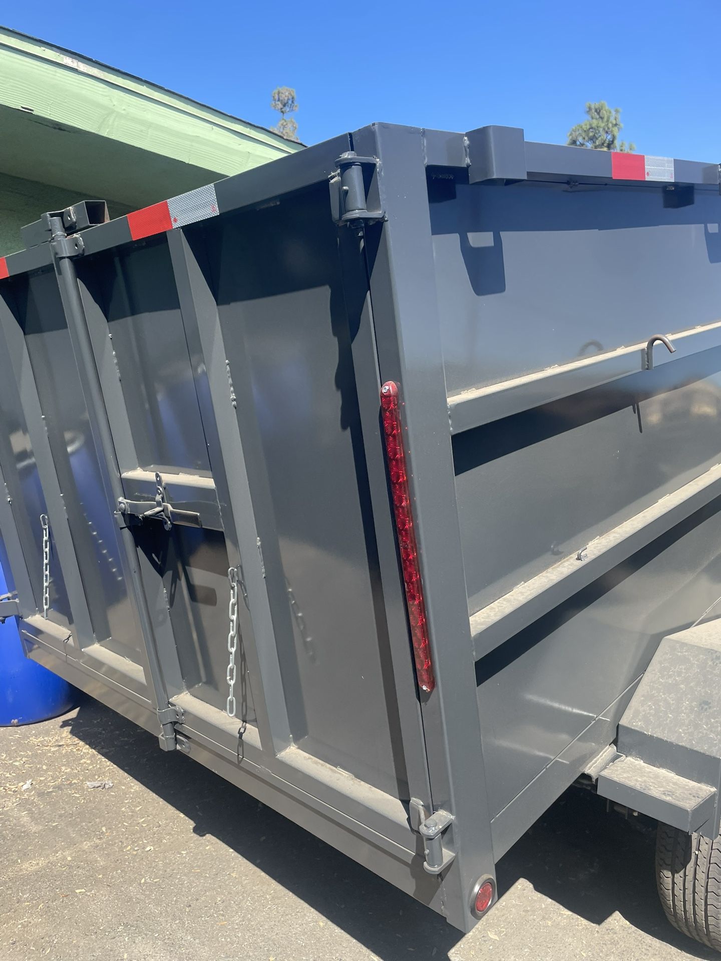 Smooth Dump Trailer In Stock