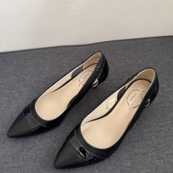 Simply Comfort Black Kitten Heels