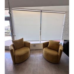 2 Nice Chairs 
