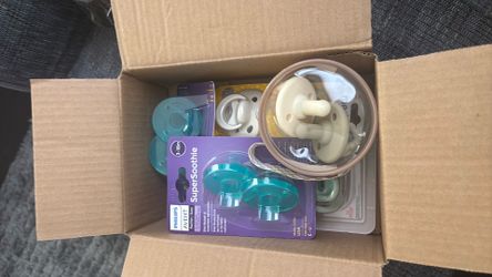 Bundle of pacifiers