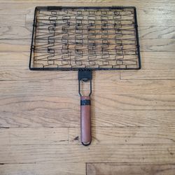 Vintage Hinged Grill Basket