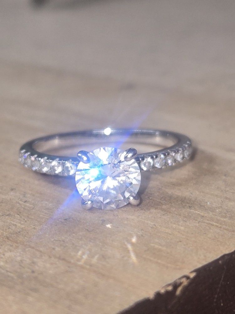 S925 Ring MOISSANITE
