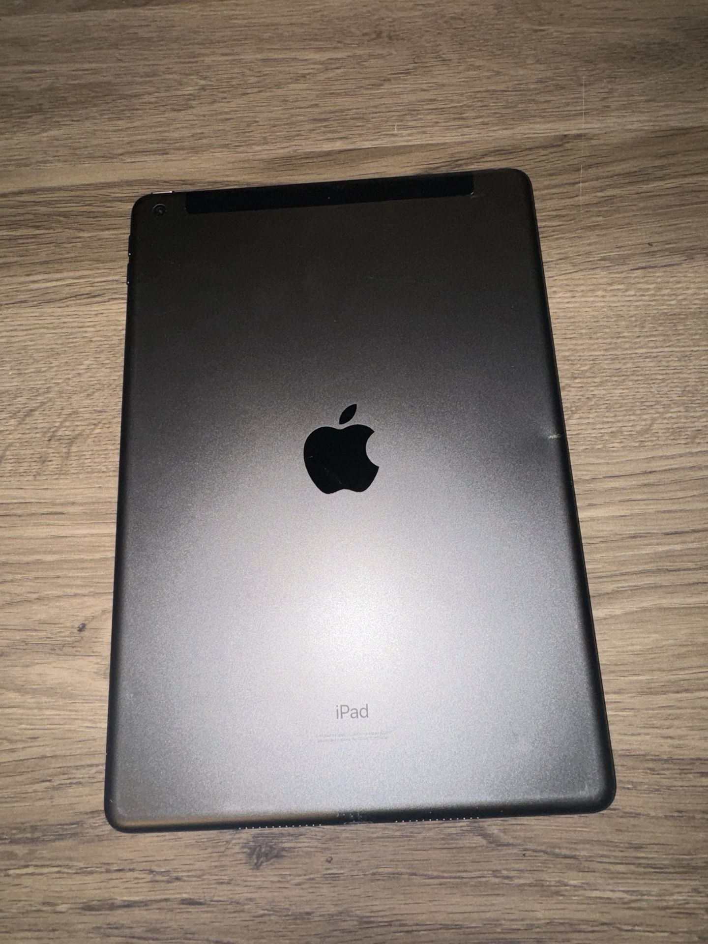 MacBook Air/ iPad 7th Gen