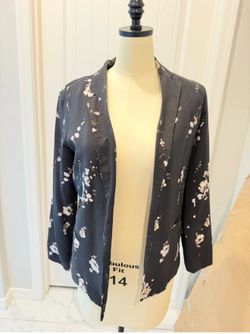 Lightweight Black Floral Blazer