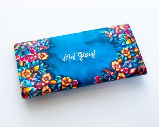 Share Ay Guey Woman Wallet