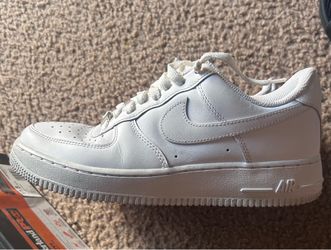 Women’s Nike air max size 9