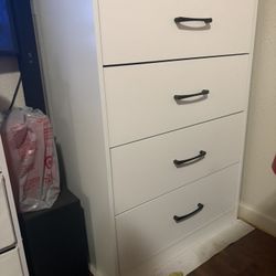 5 White Drawer