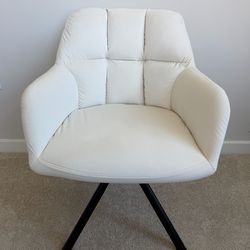 Like new - velvet chair