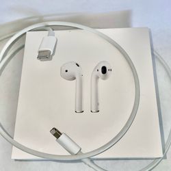Apple AirPods with charging case 2nd generations (white)