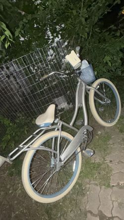 Huffy bike 50$