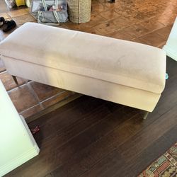 Free velvet blush bench 