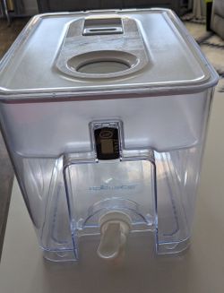 Epic Water Filter Pitcher