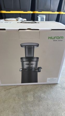 Hurom Alpha-Lever Slow Juicer – Model H-AA-BBB17 (Matt Black)