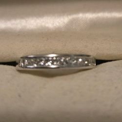 Beautiful White Gold Engagement Ring 