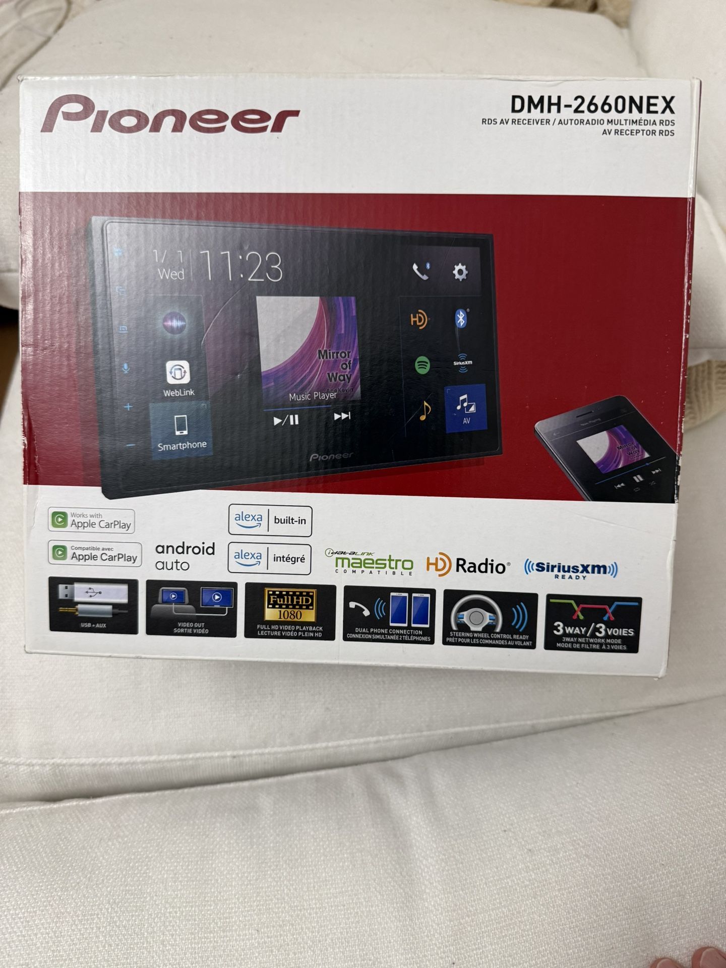 Pioneer - 6.8" Android Auto and Apple CarPlay Bluetooth Digital Media (DM) Receiver - Black