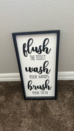 Bathroom wall decor