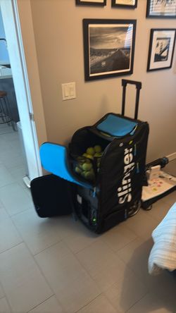 Slinger Tennis Ball Machine