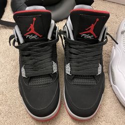 Bred 4s Size 9