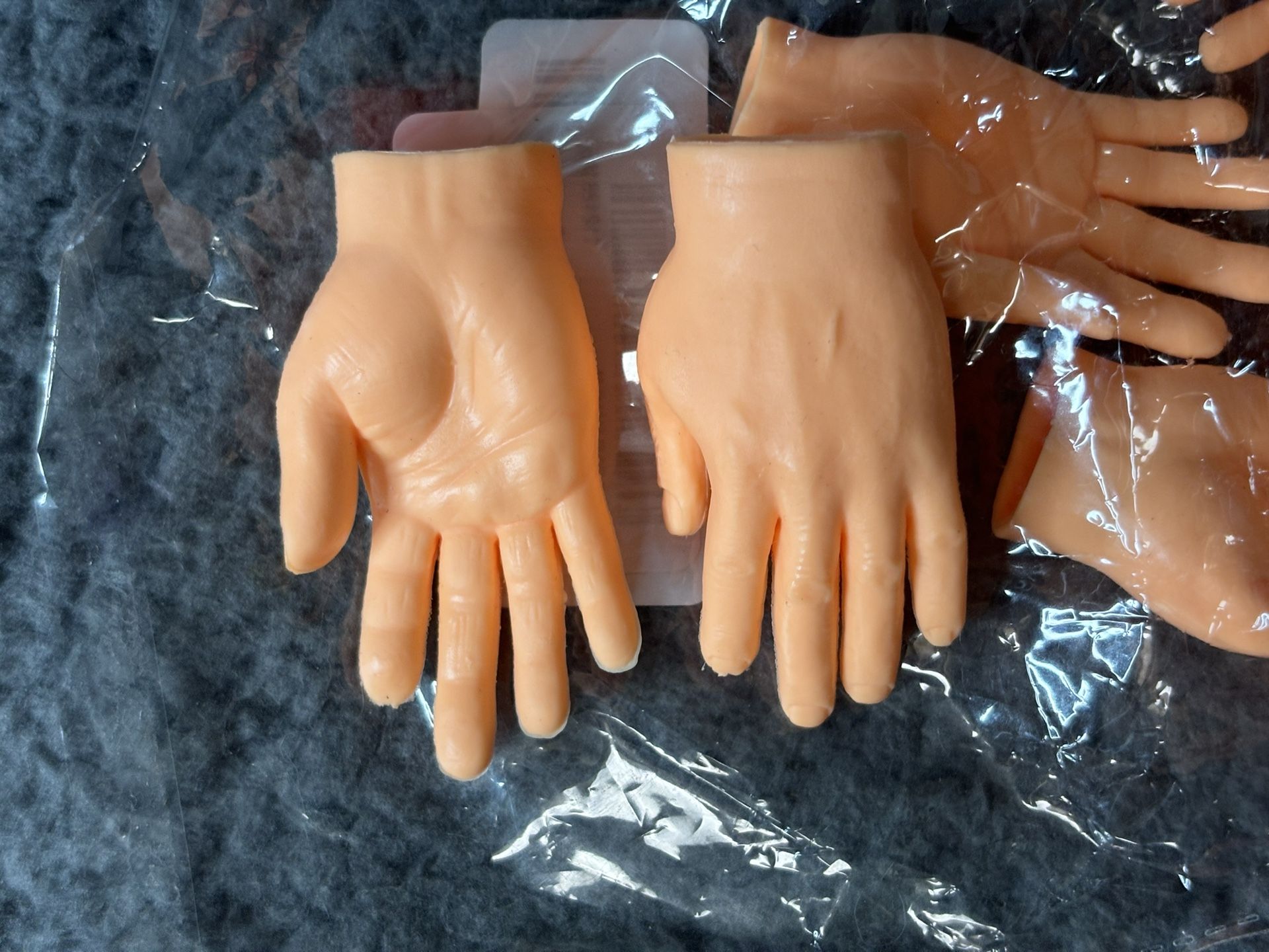 TIK TOK Finger small hands 10ps