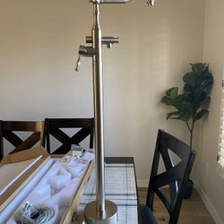 Free Standing Chrome Tub Faucet