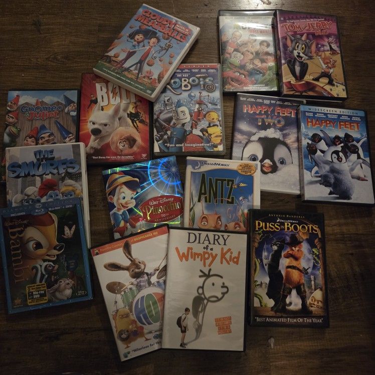 15 DVD Movies Children's Disney Ants Happy Feet Cloudy Meatballs Smurfs Bambi