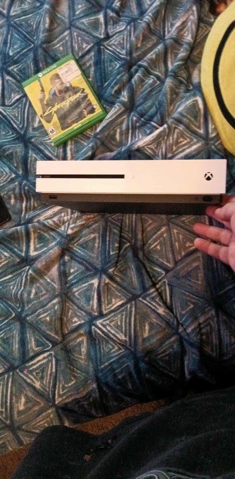 Xbox One S