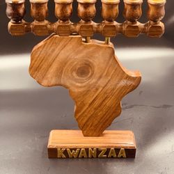 AFRICAN  MAP  WOOD KWANZA  HOLDER