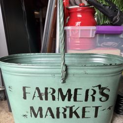 Farmers Market Home Decor, Metal Tin Basket With Handle