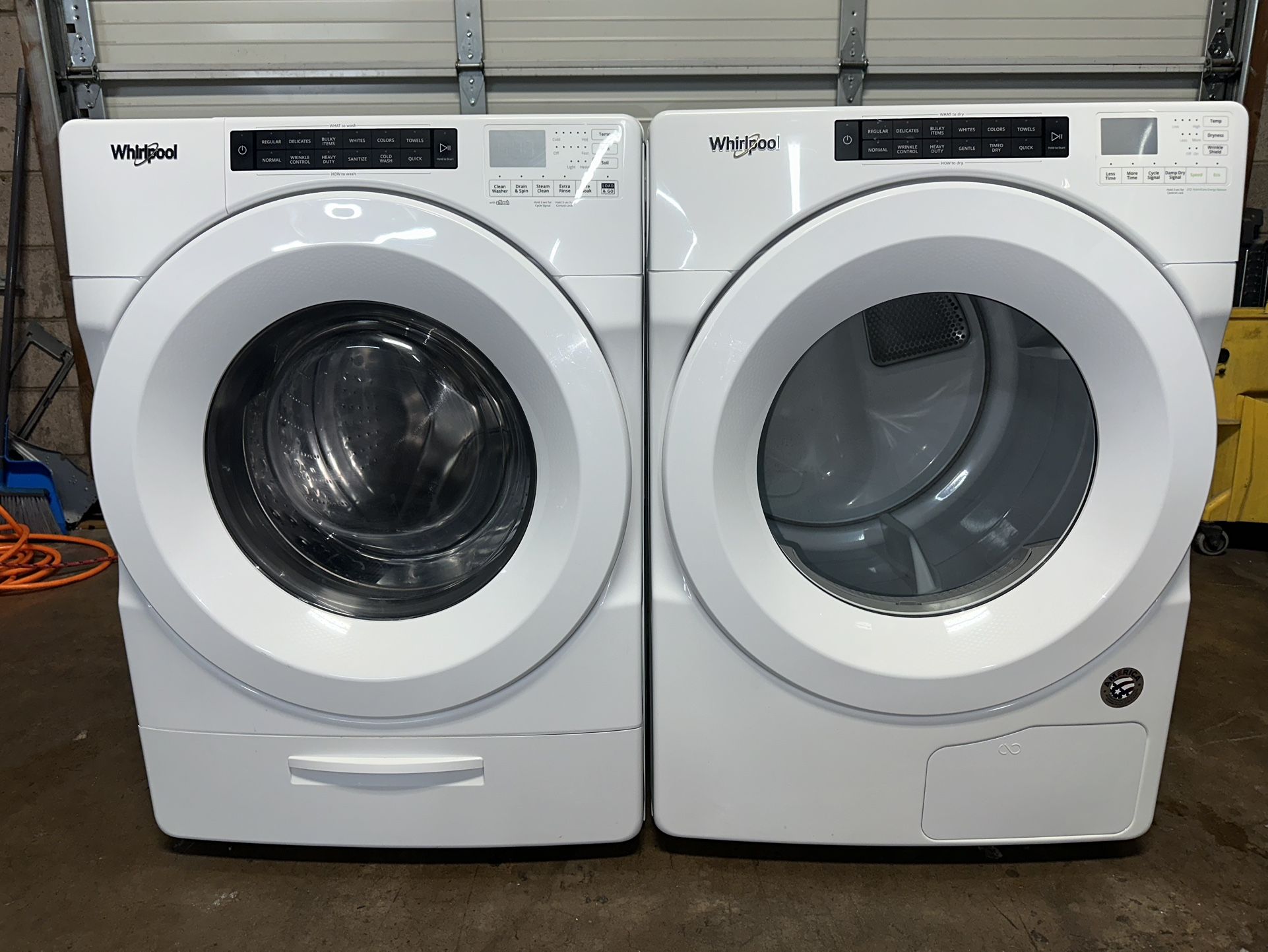 VERY NICE WHIRLPOOL WASHER AND DRYER SET VERY GOOD CONDITIONS VERY. CLEAN