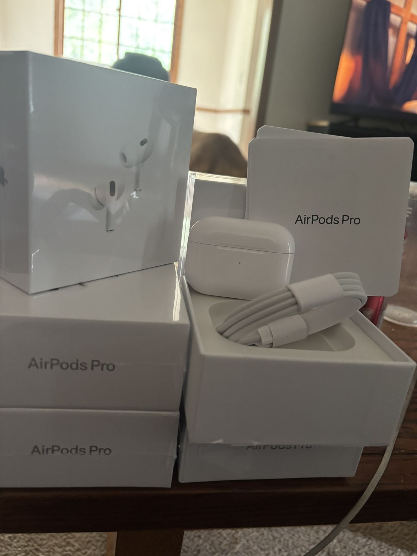 Apple AirPods Pro 2nd Generation MagSafe Wireless Charging Case (USB-C) - White