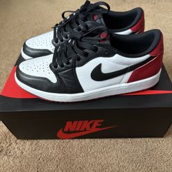 Jordan 1 Low Black Toe 9.5 Never Worn