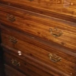 NICE LARGE ANTIQUE WOOD CHEST OF DRAWERS