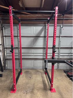 Titan Fitness T3 Power Rack
