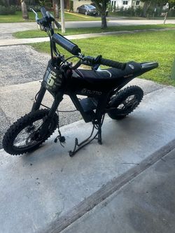 tuttio soliel 01 black frame