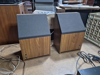 Boss 2.2 Bookshelf Speakers, sound great