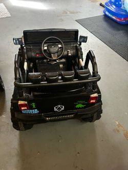 Kids Battery Powered Jeep