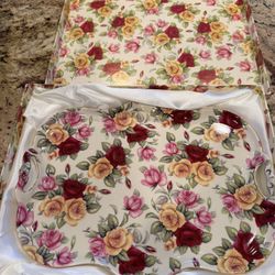 Royal Elfreda "Country Rose" Chintz 14 1/2" Rectangular Tray. Royal Elfreda no longer makes "Country Rose" Chintz. It is in excellent cond